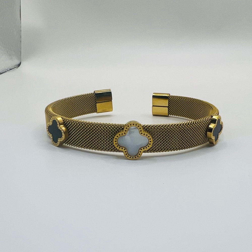 Spring Cuff Clover Black and White Bracelet, Stainless Steel and Gold plated